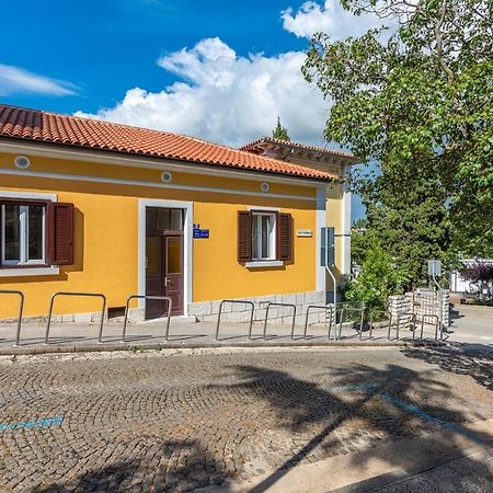 פורץ Apartment Lazzarich With Terrace מראה חיצוני תמונה