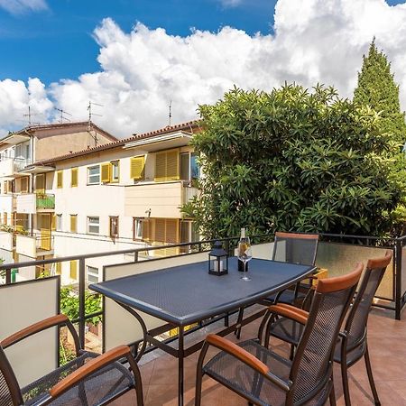 פורץ Apartment Lazzarich With Terrace מראה חיצוני תמונה